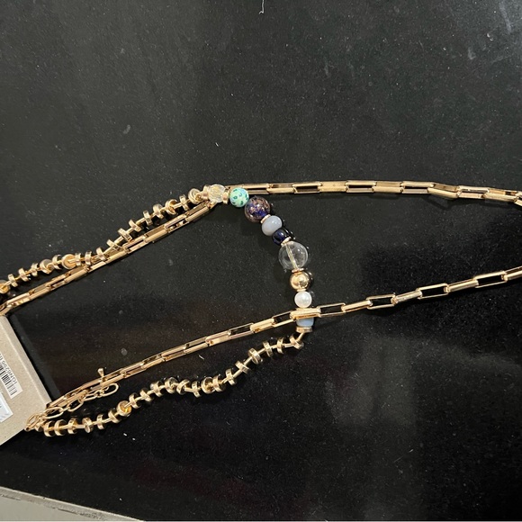 Beautiful jewelry all kinds assorted!! Pick any 4 $25 - Picture 11 of 14